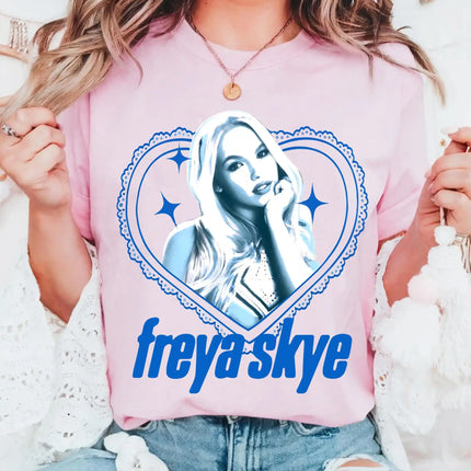 Retro Freya Skye Print T-shirt Descendants Zombies Worlds Collide Tour The Rise of Red Tee Oversized Y2k Women Men Short Sleeves