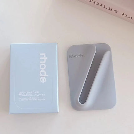 Arrival Bestseller Magnetic Suction Silicone Phone Case for IPhone 17 16 Lip Gloss New Sugaeberry Pretzel Match Cosmetics