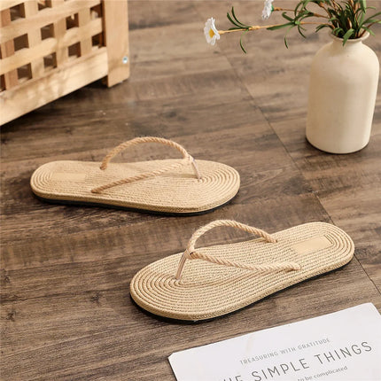 2025 New Flip Flops Women Slippers Ladies Shoes Indoor Outdoor Female Flip-flop Beach Flat Slides Fashion Summer Straw Sandals