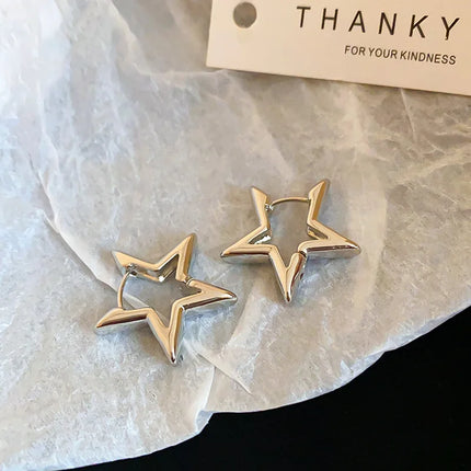 Fashion Simple Smooth Star Hoop Earrings Women Minimalist Hoops Huggie Hollow Ear Buckle Earring Punk Jewelry Gifts