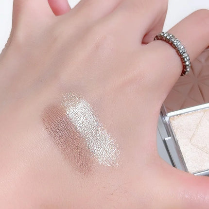 FAMOTY dual-color blush, Highlighter and contouring All-in-one plate, Shadow Brightening blush plate, multiple uses in one plate