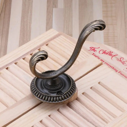 European Wall Hooks Zinc Alloy Coat Hooks Vintage Wall Mount Hanger for Bedroom