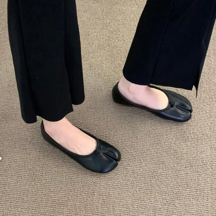 Summer Women's Bowknot Flat Tabi Ninja Shoes Pig Toe Slippers Lazy Person Horse Hoof Shoes Women Split Toe Mocassines Loafers