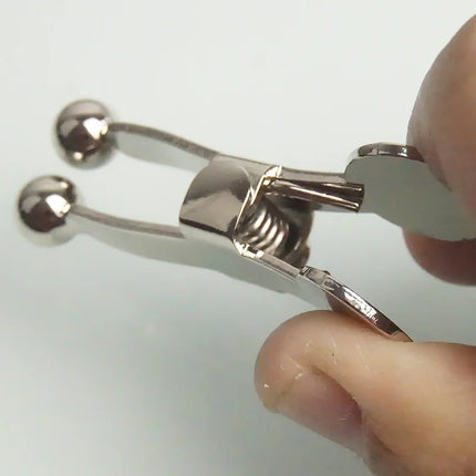 1 Pair BDSM Ball Tipped Pincher Nipple Clamps Metal,Stainless Steel Labia Nipple Clips,Sex Toys Couples,Bondage,Role Play,1 Pair