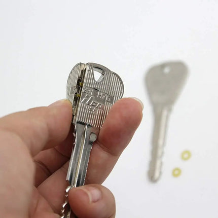 Folding Key Through Bottle Magic Trick Ring Penetration Gimmick Magic Prop Fun Magic Toy Easy to Play Gift for Kids Adults Party