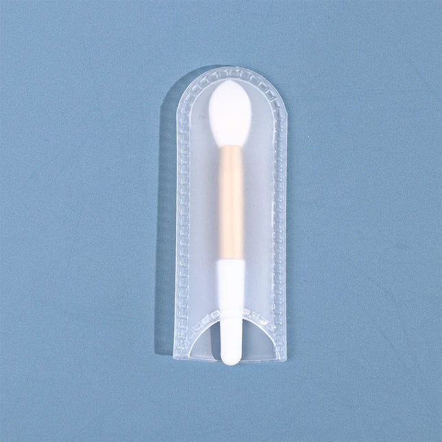 1PCS Small Makeup Brushes Lipstick Applicator Brushes With Anti-lost Cover For Lip Care Makeup Use Silicone Lip Brush