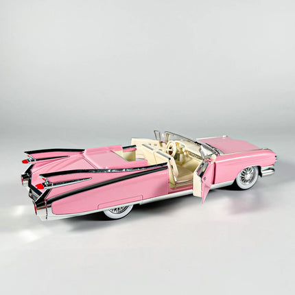 1:24 retro luxury convertible sports car alloy model, exquisite desktop ornaments, best collection for car model enthusiasts