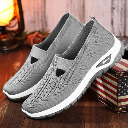 2025 New Mesh Women Vulcanized Shoes High Quality Women Sneakers Slip On Flats Shoes Women Loafers Plus Size 42 Walking Flat