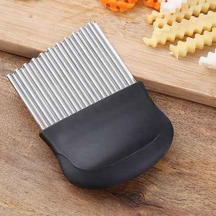 Crinkle Cutter,Upgraded Stainless Steel Crinkle Knife, Safety Kitchen French Fry Chip Cutter