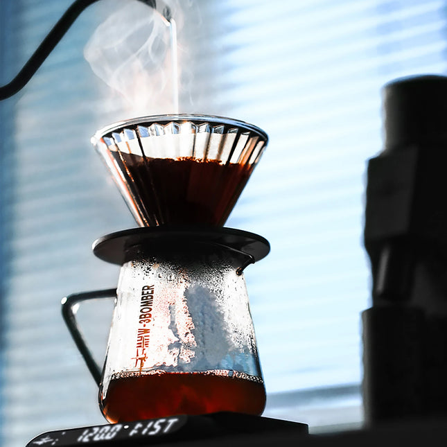 MHW-3BOMBER 600ml Coffee Server Glass Coffee Pot Heat Resistant Coffee Carafe for Pour Over Drip Coffee Brewing