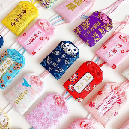 1pc Charms Wealth Bag Omamori Pray Health Safety Lucky Pendant Imperial Amulet Guard Keychain Couple Gift Fortune Beauty