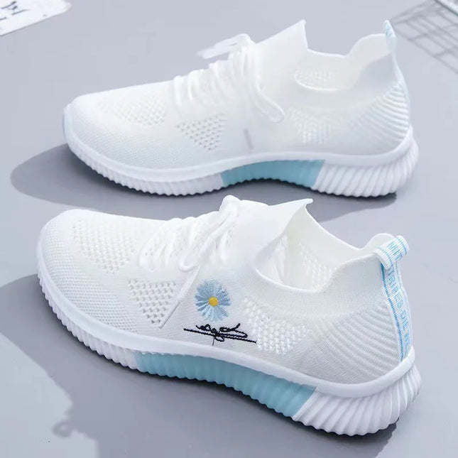 Summer Small White Shoes for Women's Casual Flying Knitted Shoes Comfortable Soft Sole Breathable Running Students' Shoes
