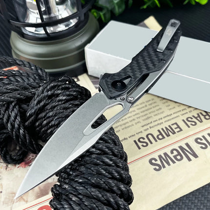hot sale folding knife pocket outdoor camping hitting BBQ home hand tools D2 Blade material 420 steelcarbon fiber material
