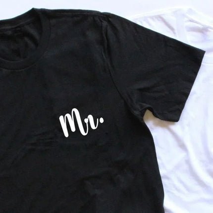 Mr Mrs Pocket Print T-shirt Casual Matching Newlywed Tees Tops Honeymoon Anniversary Gift Shirt Men Women Couples T-shirt