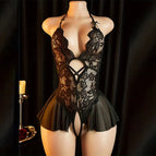 black / M