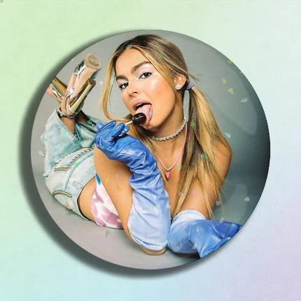 Singer A-Addison Rae Diet Pepsi Laser Badge Creative Pins Brooch for Bag Clothes Hat Decor Gifts Fans Collect