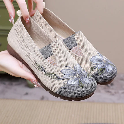 Women's Summer 2025 Breathable Soft-Soled Non-Slip Leisure Mesh Embroidered Flats
