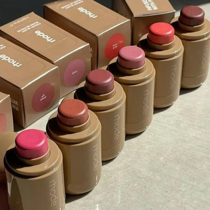 Fashion Color Easy Apply Lip Glosses Plump Lip Glaze Essence Gel Oil Long Lasting Nourishing Lipstick Products For Women Girls