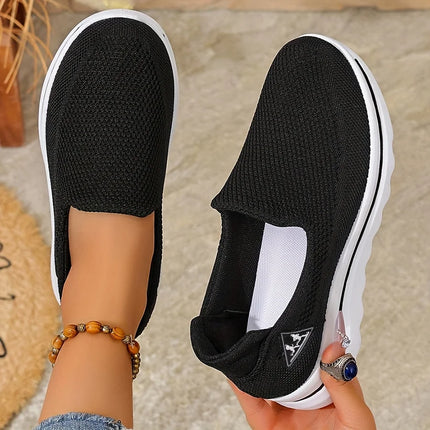 Breathable Women's Slip-On Sneakers Soft Sole Comfortable Lightweight Casual Shoes for Everyday Walking Low Top