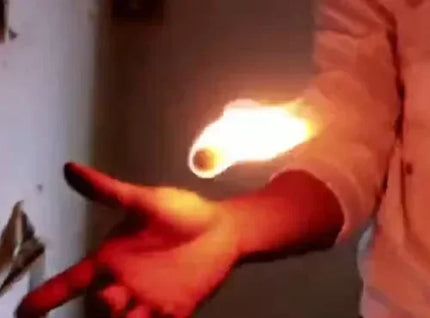 Floating Fireball (Gimmicks) Stage Magic Tricks Props Close-Up Street Stage Magic Party Magia Show Mentalism Accessories Party