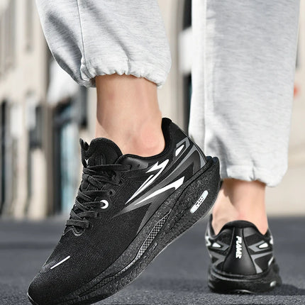 Running shoes for Outdoor use, Fashionable for Both Men and Women, Comfortable and Breathable sports and Casual shoes. black 10