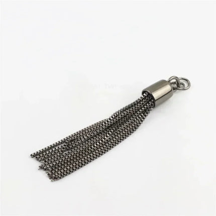 Metal Decoration Buckle Tassel Pendant Keychain for Handbag Purse Fashion Hardware Accessories DIY Crafts Decor Tassel Bag Chain