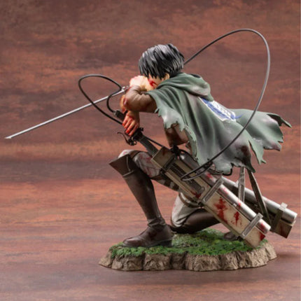 Kotobukiya Attack On Titan Levi Ackerman Anime Figure Battle Damaged Bloody Battle Kneeling Pose Collectible Statue Anime Model