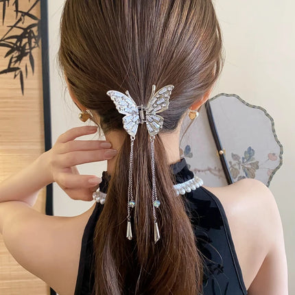 Shiny Rhinestones Butterfly Hair Claw Clips for Women Girl Vintage Long Chain Tassel Claw Clip New Chinese Style Accessories M1