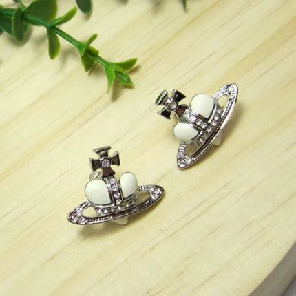 Fashion Love Saturn Necklace For Women Retro Stud Earrings Jewelry Metal Planet Sweater Chain Pendant Necklace Gifts Accessories