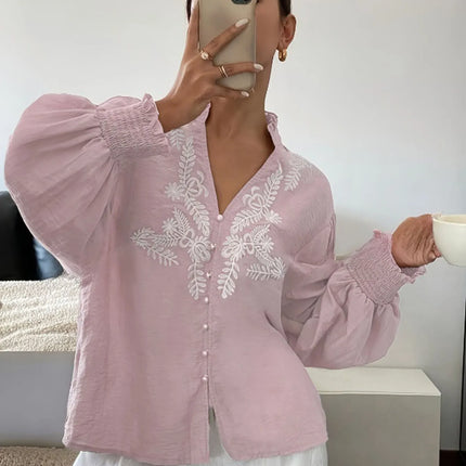 2025 Plus-Size Summer Blouse – Lightweight, Loose-Fitting, Boho-Chic Shirt with Notched Collar, Lace Panels, and Embroidered Flo