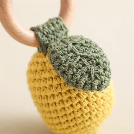1PC Baby Rattle Toys Crochet Lemon/Pear Soother Bracelet Wooden Teether Ring Baby Mobile Pram Crib Wooden Toys Newborn Gifts