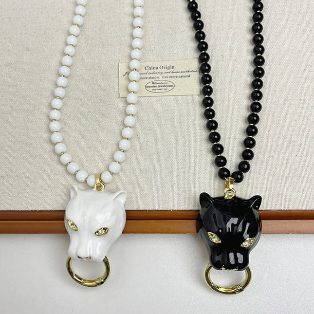Exaggerated Enamel Leopard Pendant Necklace for Women High-End Queen Style Clavicle Chain Daily Party Jewelry Accessories