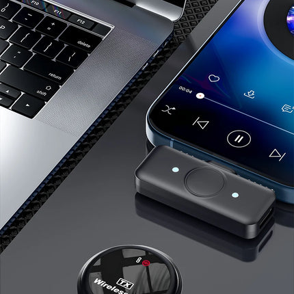 Wireless Lavalier Lapel Mini Microphone for iPhone iPad Android Outdoor live streaming Recording Interview with Magnetic Clip