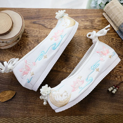 Chasing Moon Hot Sale Of The Season New Style Ming Dynasty Hanfu Shoes National Style Upturned Head Cotton Shoes Ancient Wedding