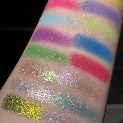 Qianyan Cheeryep 16 Color Eyeshadow Palette Glitter Chameleon Matte Pearlescent Flash Plate Cowherd Sequins