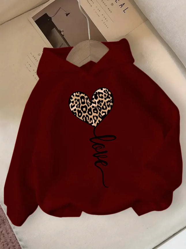 This autumn single-piece girls' fashionable hooded sweatshirt features a simple and elegant heart-shaped pattern print