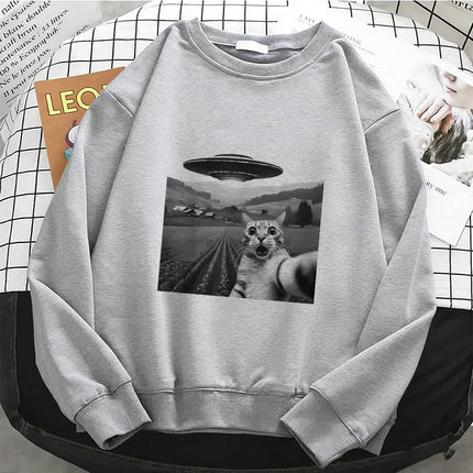 2026 Retro UFO and Cat Pattern Print Hoodies Streetwear Fleece Sweatshirt Soft O-Neck Pullover Casual Female Clothes