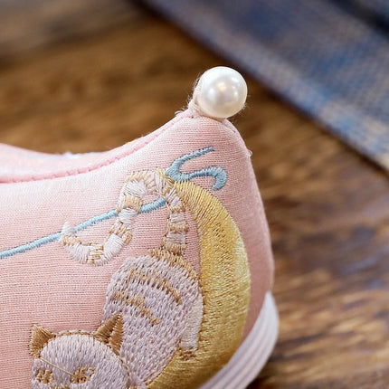 Chasing Moon Hot Sale Of The Season New Style Ming Dynasty Hanfu Shoes National Style Upturned Head Cotton Shoes Ancient Wedding