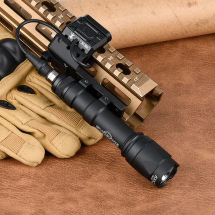 WADSN Airsoft Surefir M600C M600 M300 Tactical Scout Light AR15 Rifle Weapon Flashlight LED Hunting Spotlight SF M300A Gun lamp