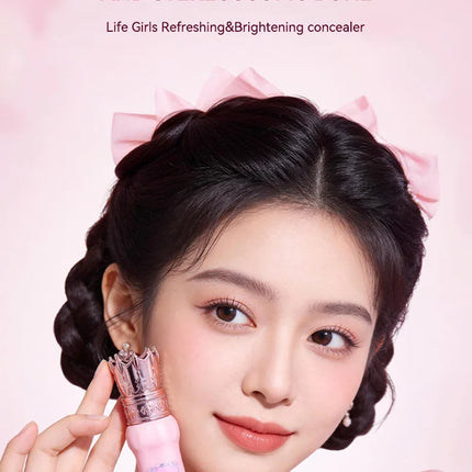 Hua Yin Ji Brightening Concealer, a fair-skinned girl's tender pink look, natural nude makeup, and a natural look,flowers