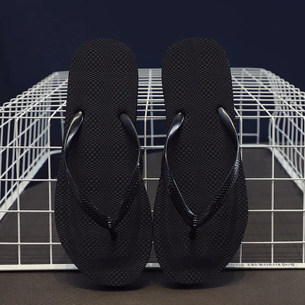 Flip Flops Trendy Summer Outerwear Fashionable Clip On Beach Slippers Anti Slip Couple'S Splint Slippers Leisure Convenience