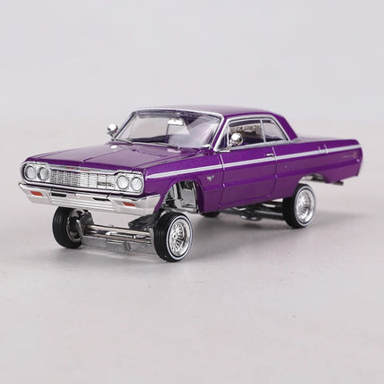 97M 1:64 Chevrolet Impala Lowrider Alloy Model Car