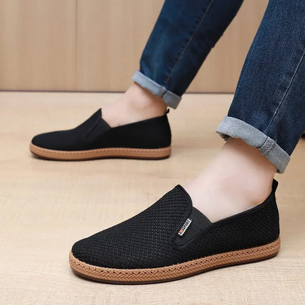 2025 Summer Men's Old Beijing Net Mesh Slip-on Casual Shoes Comfortable and Breathable Anti-slip Outsole Free Men's Shoes