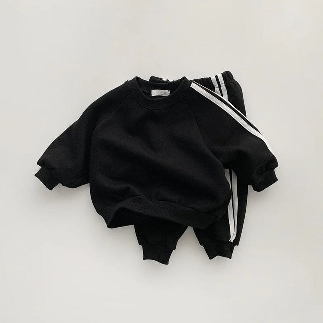 Boys and Girls' Spring New 2025 Children's Cool Letter Printing Zipper Top Pants Casual Sports Two-Piece Baby Suit