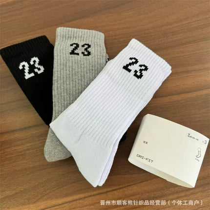 Thickened High-Tube Basketball Socks for Men And Women Towel Bottom Flyer AJ23 Sports Socks Black White Trendy Mid-Length