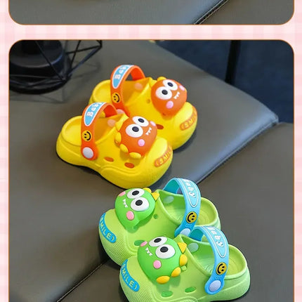 2025   Children's Slippers Cute Cartoon Girls Boys with Soft Soles Baby Bags Perforated Shoes Home and Baby Sandals***