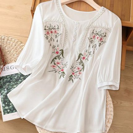 Large Size Women's Heavy Industry Embroidered Crew Neck Five-Sleeve Shirt