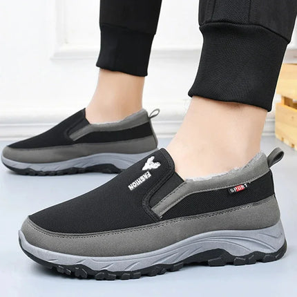 Men's Tennis Shoes Warm Breathable Soft-Soled Non-Slip Casual Shoes Plus Velvet Comfortable Slip-On Walking Winter Vulcanized Shoes
