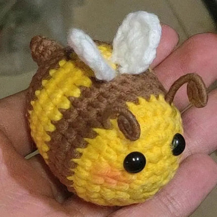 10/1PCS Crochet Bees DIY Handmade Knitted Keychain Keyring Crocheted Mini Bees Pendants Car Key Ring Handbag Charms Gifts