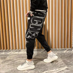 black / M